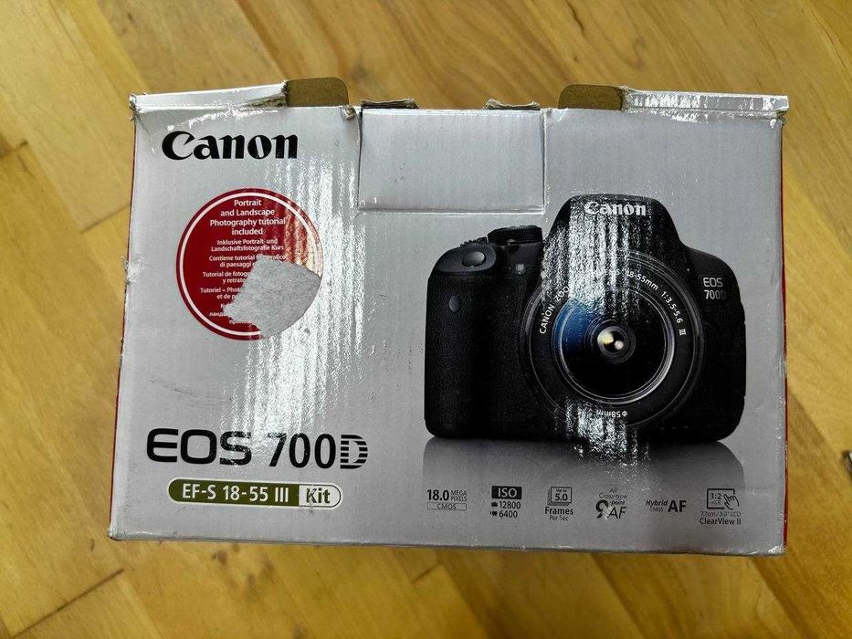 Фотокамера Canon eos 700d