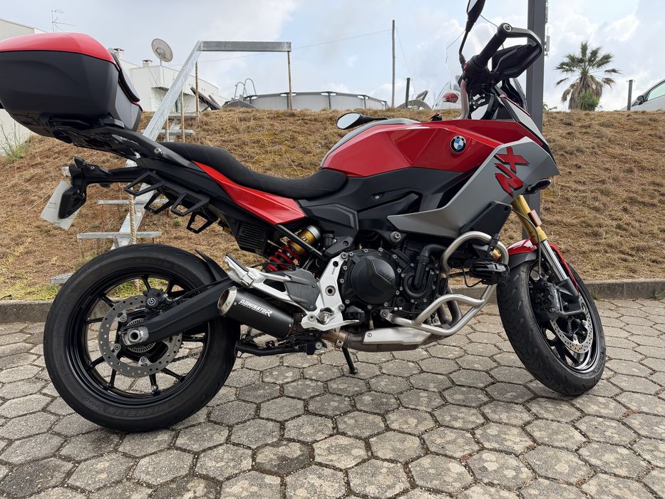 Escape Dominator R GP Black BMW F 900  XR/R