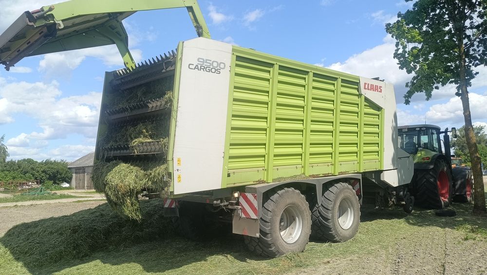Przyczepa samozbierająca Claas Cargos 9500
