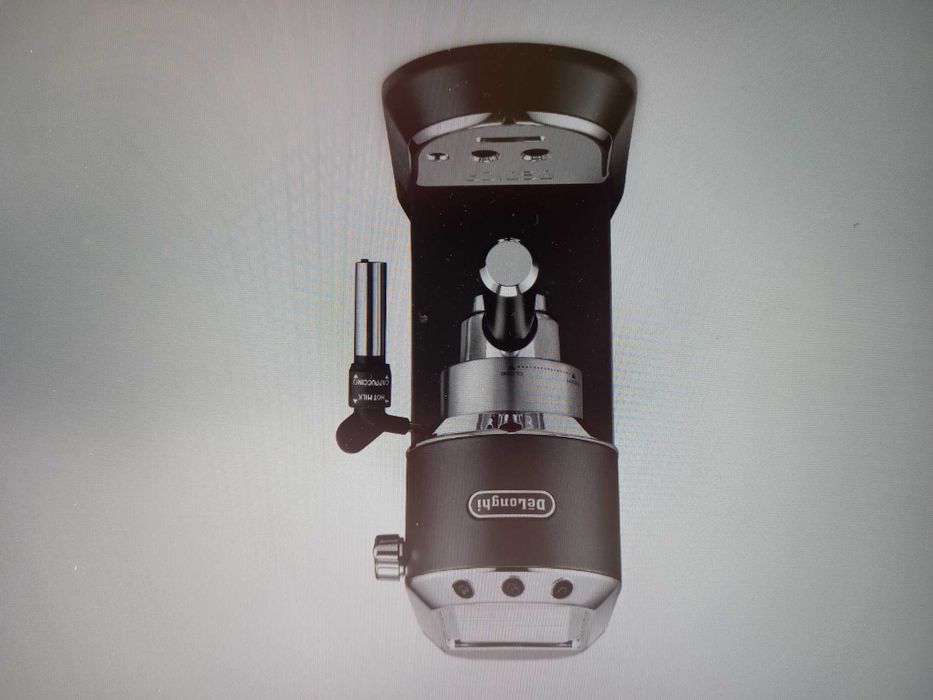 Ekspres do kawy na gwarancji DeLonghi Dedica Ec685.BK