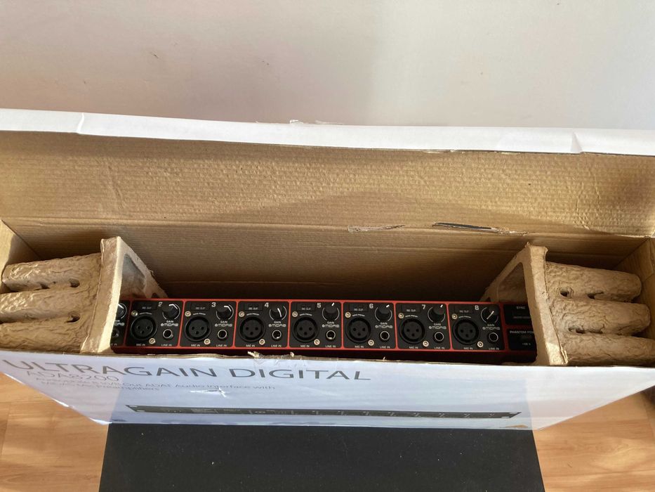 Behringer ADA8200 Ultragain - Interfejs / Preamp ADAT MIDAS (Stan BDB, Pudełko)