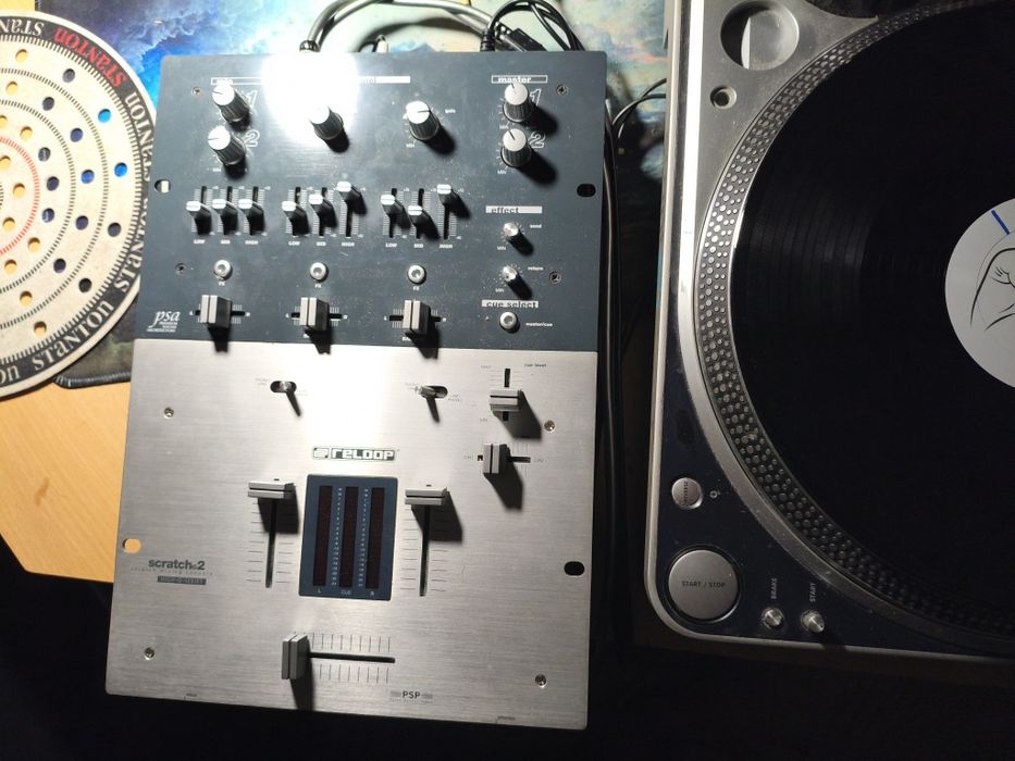 Mikser Reloop scratch 2