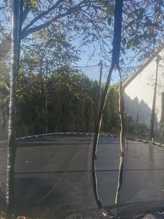 Trampolina ogrodowa