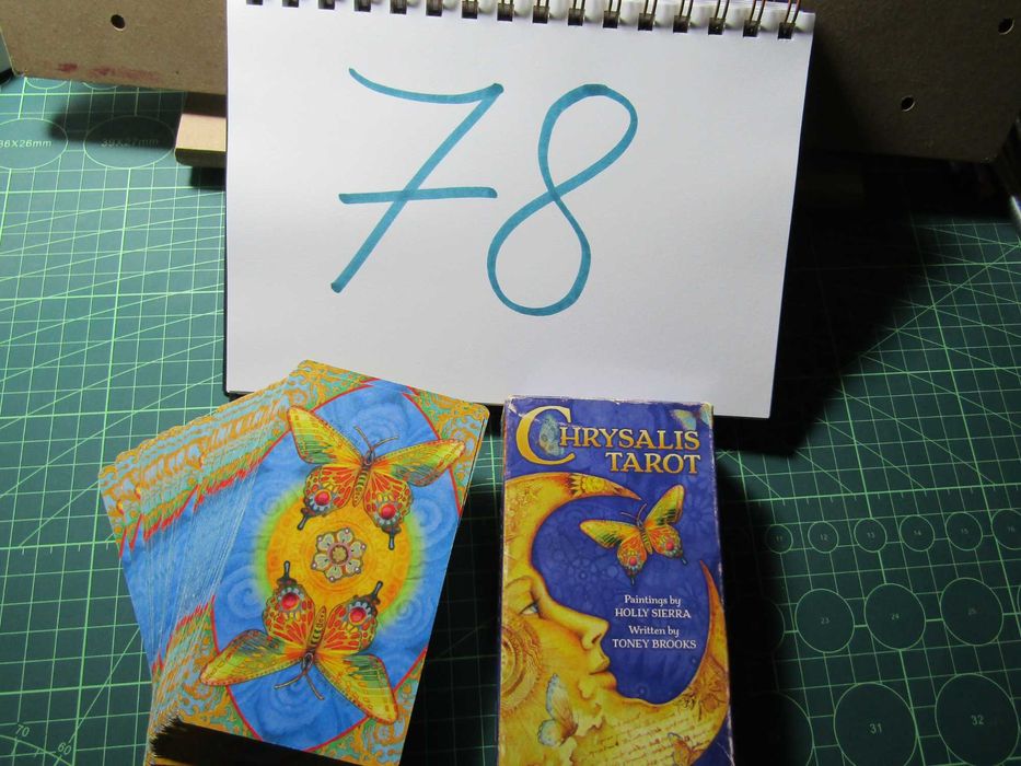 Chrysalis Tarot e Spiral Tarot: dois baralhos de tarot usados. Lindos!
