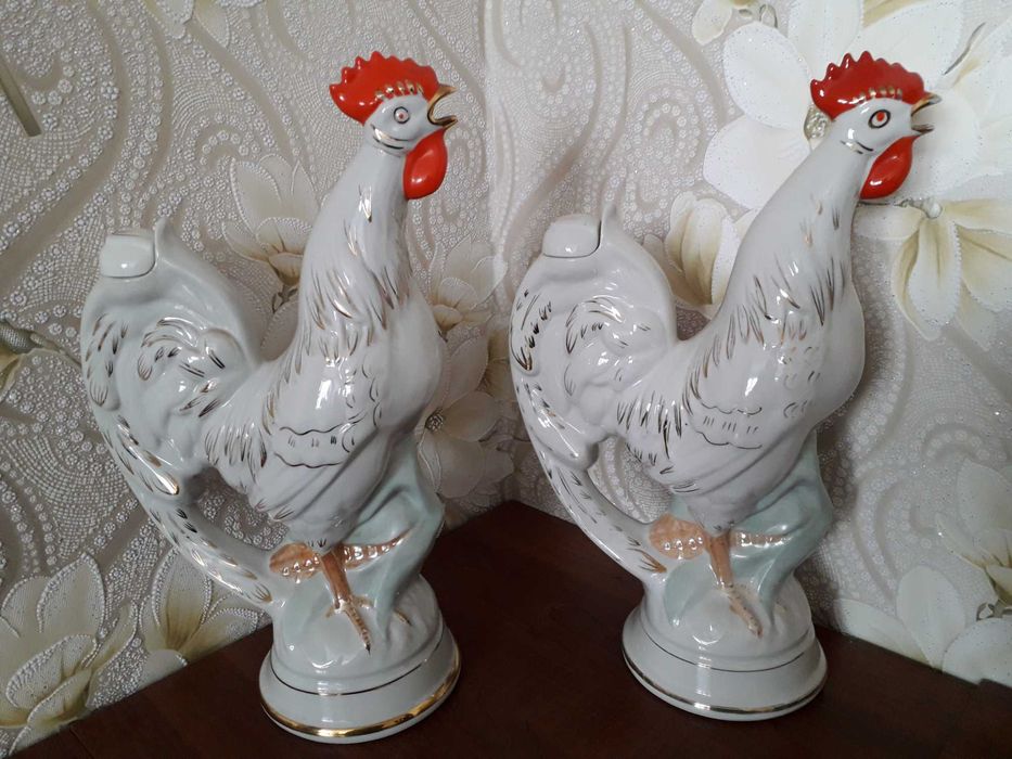 Статуетка Дівчина з куманцем та півень ГФЗ - виробник СРСР.