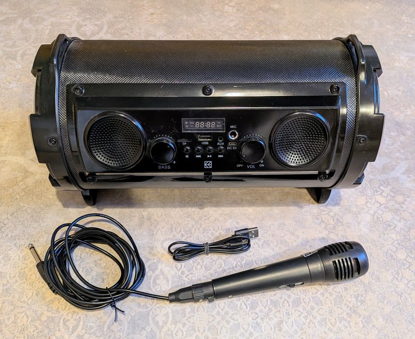 Głośnik bezprzewodowy HYKKER z mikrofonem – karaoke, efekty LED
