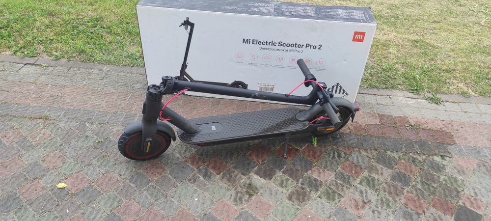 Електросамокат Mi Electric Scoter Pro 2