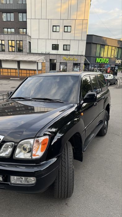 Продам Lexus Lx470