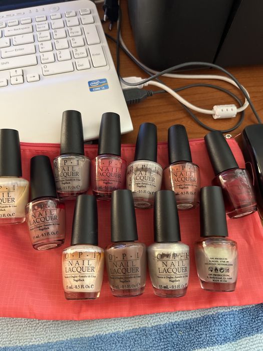 Лаки Essie.  Лаки Alessandro, Anny. OPI.