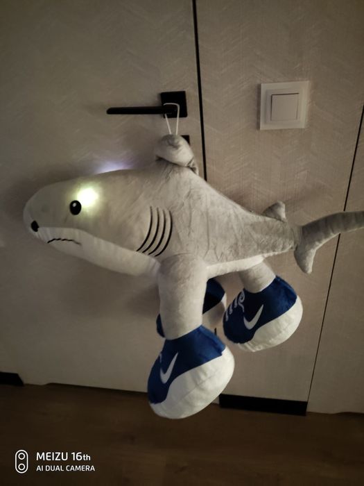 Tralalero Tralala rekin pluszowy 80cm Gigant