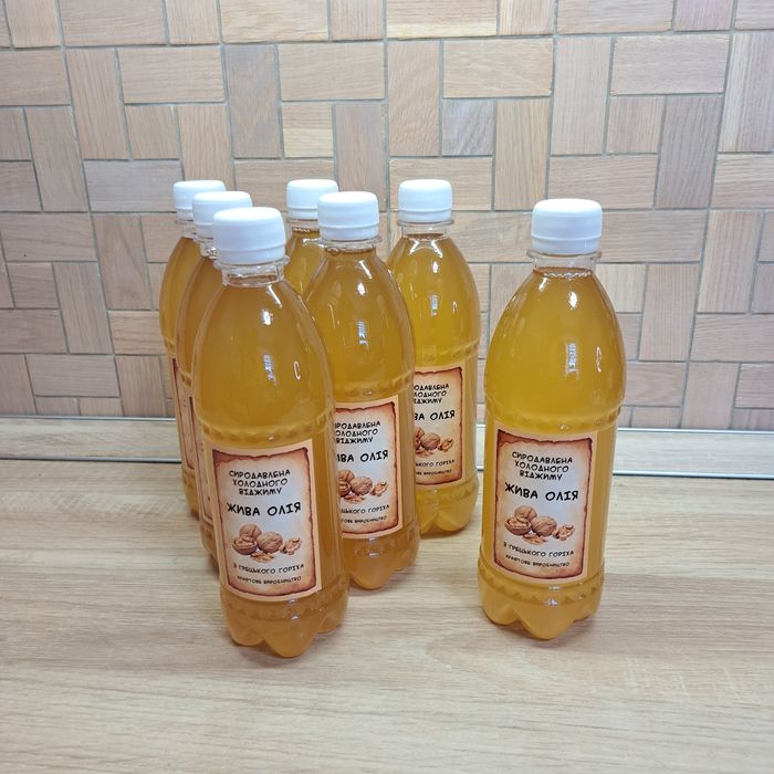 Олія волоського горіха сиродавлена