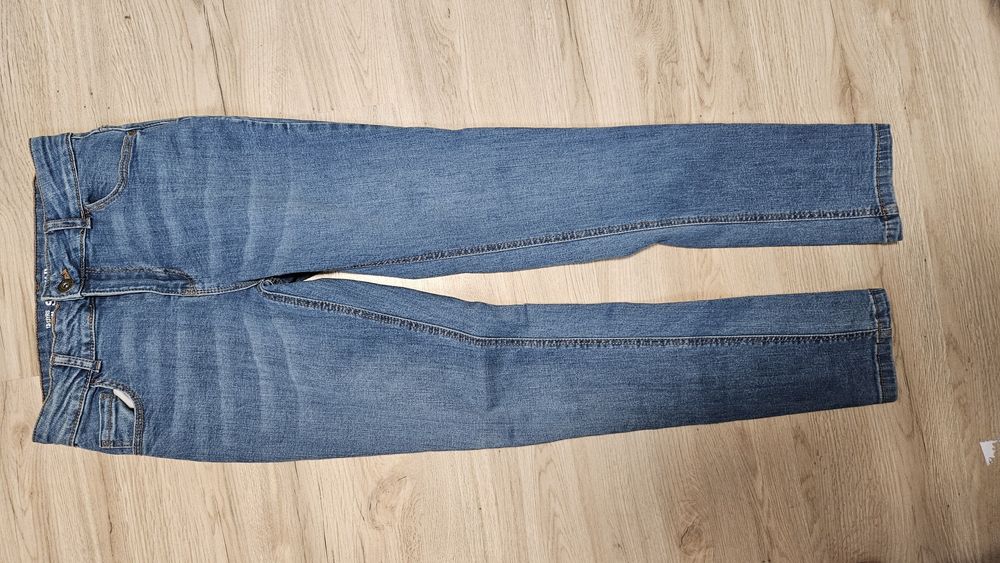 Spodnie jeans skinny 158