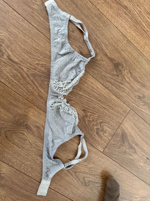 Biustonosz damski bez fiszbin