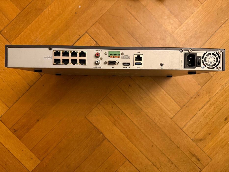 HikVision - gotowy zestaw do monitoringu - Rejestrator + 6 kamer