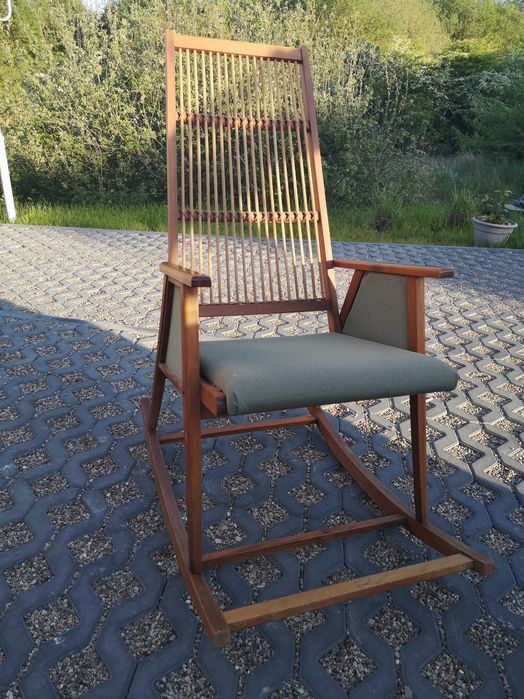 Fotel bujany retro Selman NRD połowa lat 50-tych z litego drewna