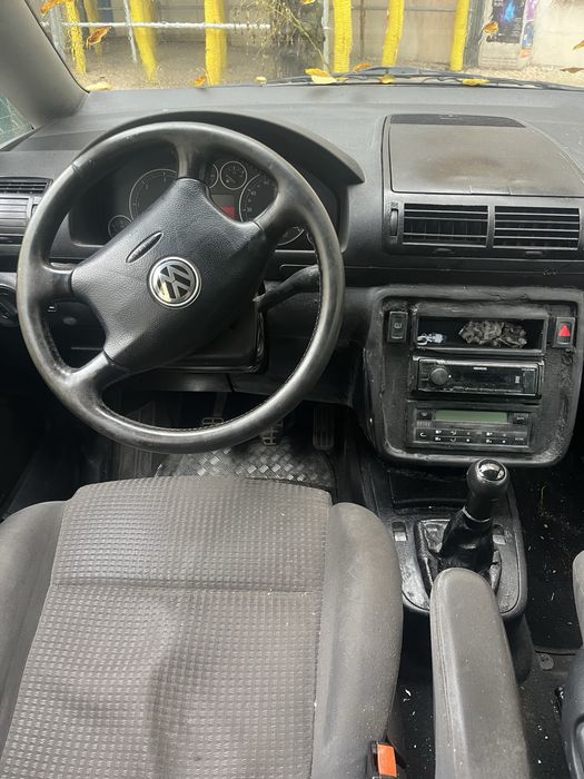 Carinha de 7 lugares