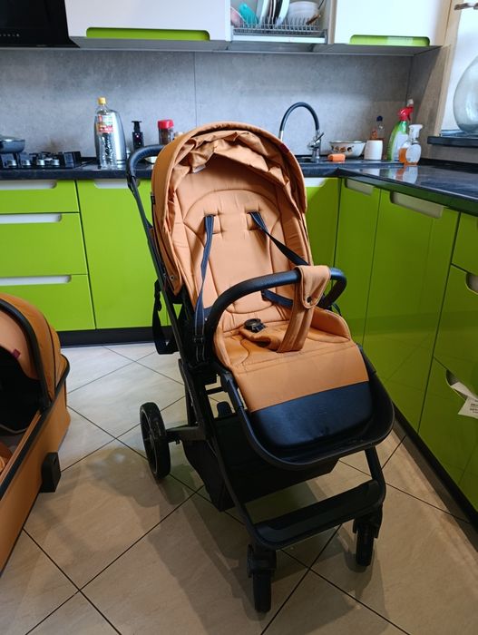 Wózek dziecięcy Carello