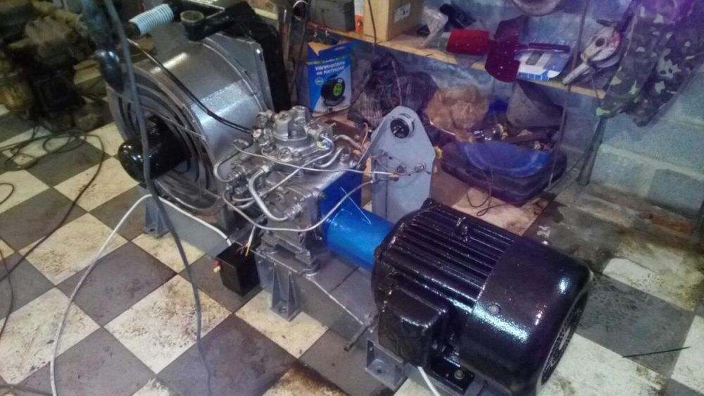 Компрессорная  станция для заправки авто метаном,газом и други.