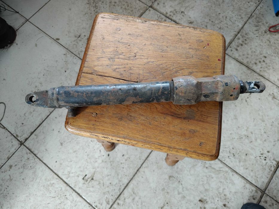 Гидроцилиндр Новий