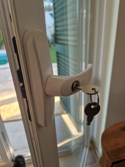 Reparação técnica janelas e estores