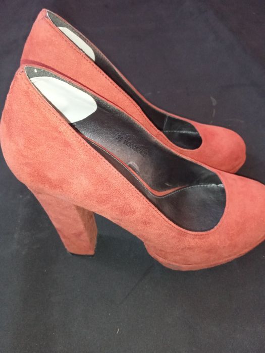Buty damskie, czółenka