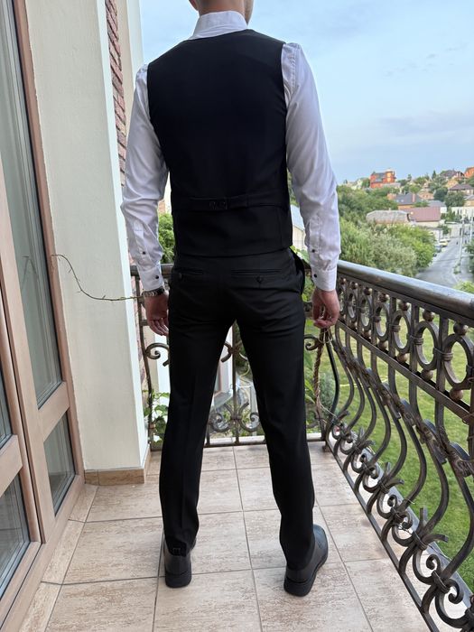 Чоллвічий костюм трійка