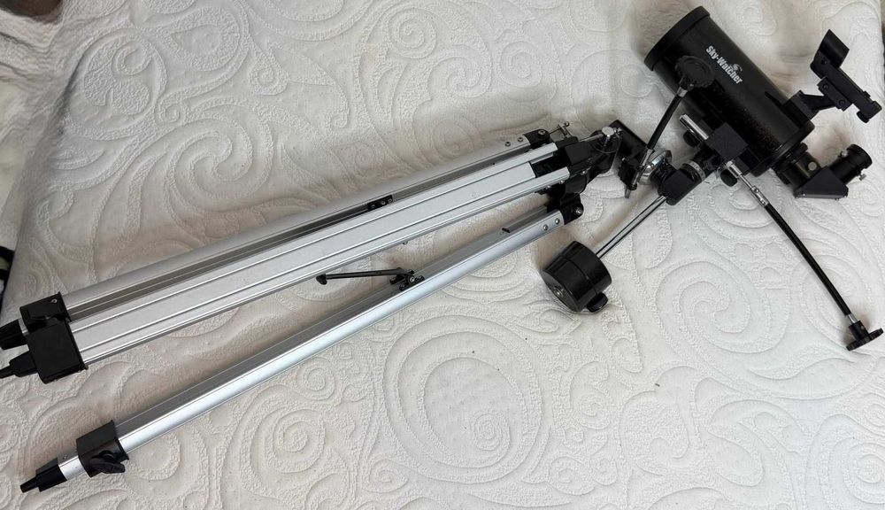 Оптичний трубчастий телескоп Sky-Watcher BKMAK 90 SP