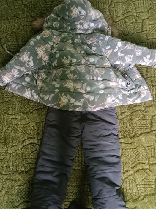 Дитячий зимовий комбінезон