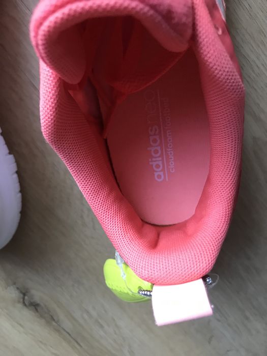 Кросівки НОВІ Унісекс Бігові спорт Легкі 38р24см Adidas CloudFoam Orig