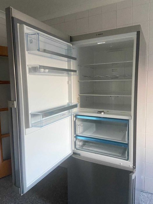 Frigorífico Bosch Série 8 | Modelo Bosch KGF56PI40/26