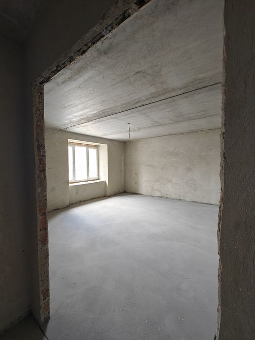 Продаж 3 кім. Сира. Цегляний будинок.  4 поверх