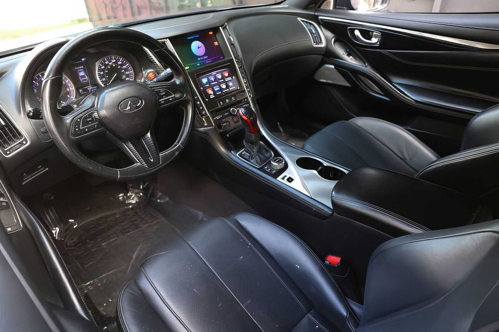 Infiniti Q60 Luxe      2018