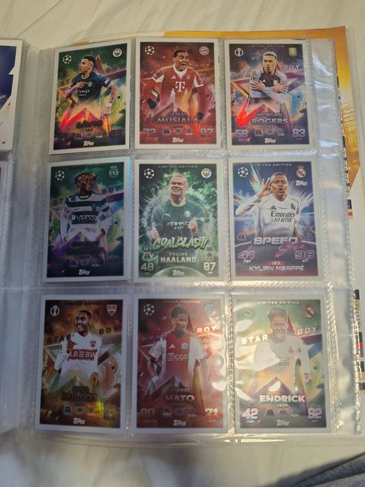 Binder z kartami match attax 25/26