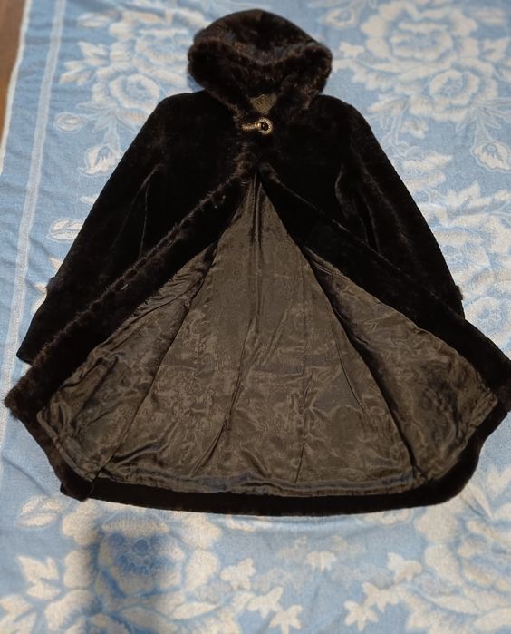 Продам шубу  мутон+норка