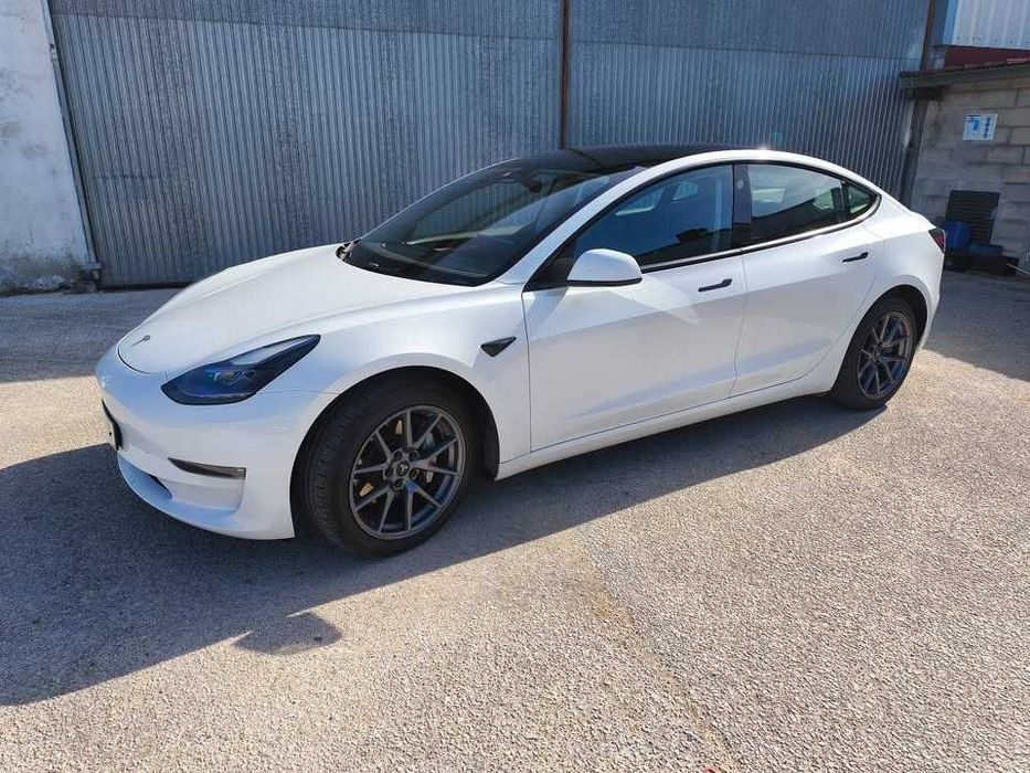 Tesla Model 3 Long Range 2023