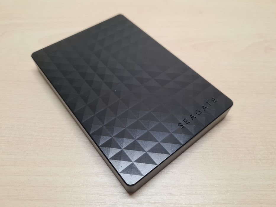 Жесткий диск внешний  Seagate Expansion 1.5TB STEA1500400 2.5 USB 3.0