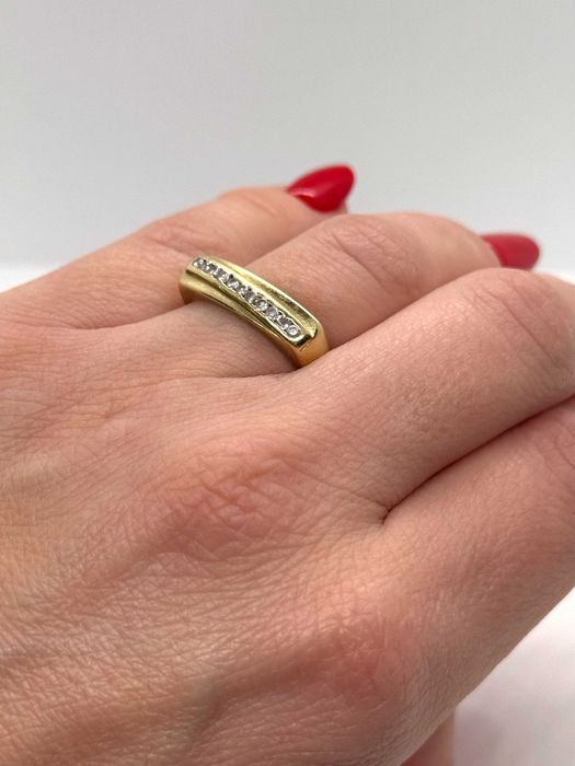 Złoty pierścionek cyrkonie 585 3,02g r.18 NowyLombard/Raków