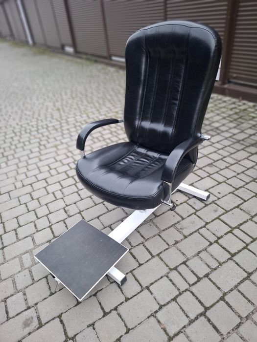 Педикюрное кресло, маникюр,педикюр