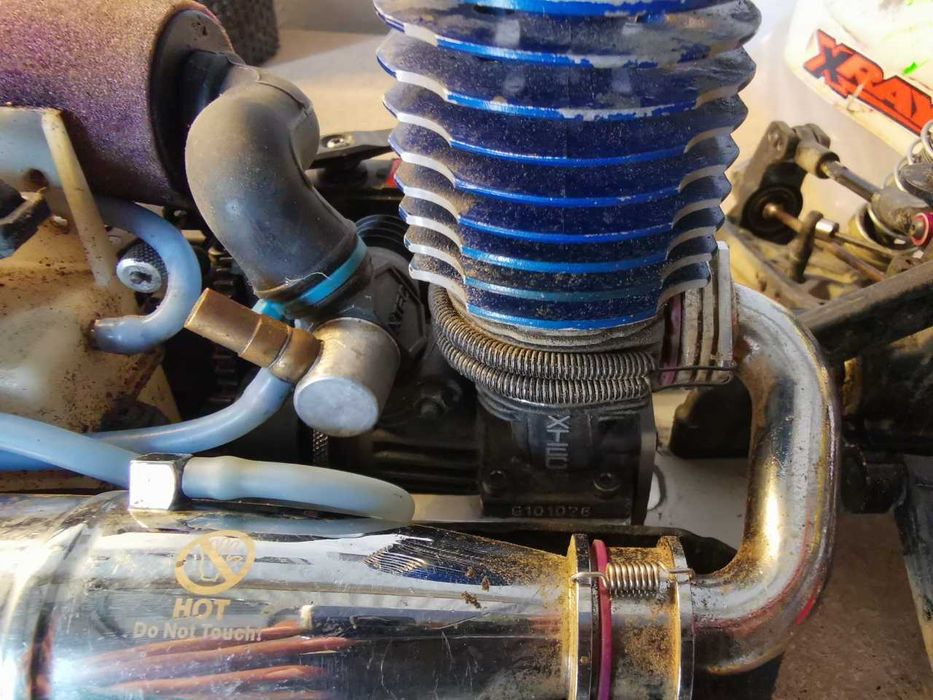 carro rc XRay XB8 2014