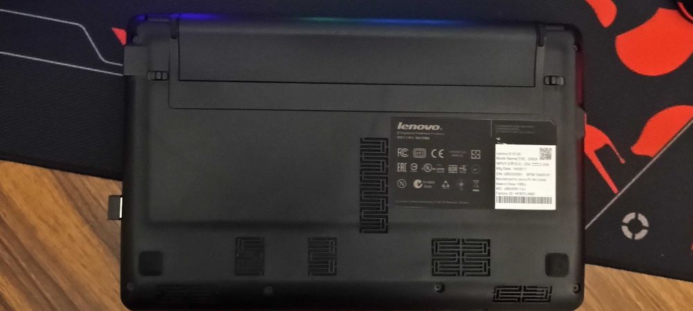 Нетбук Lenovo E10-30