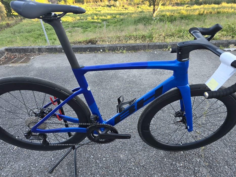 Bh rs1 4.5 com rodas carbono e ultegra di2