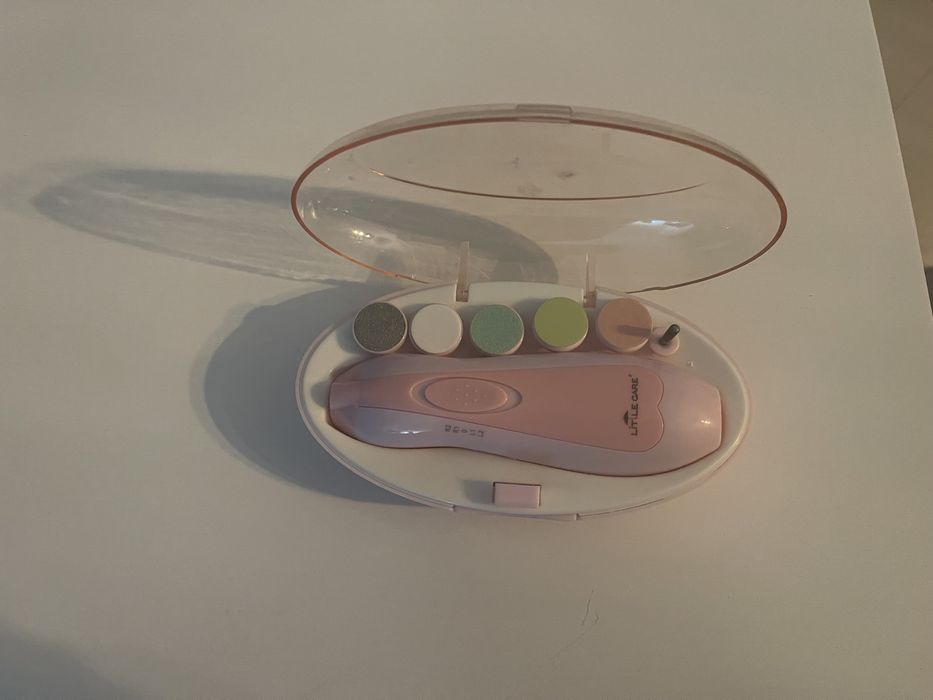 Corta unhas eléctrico