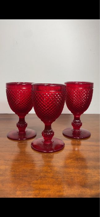3 copos de cristal da Vista Alegre.