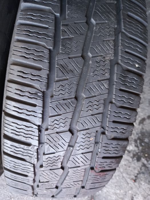Opony używane 235/65/16c michelin 2x6 mm 2020 rok prod