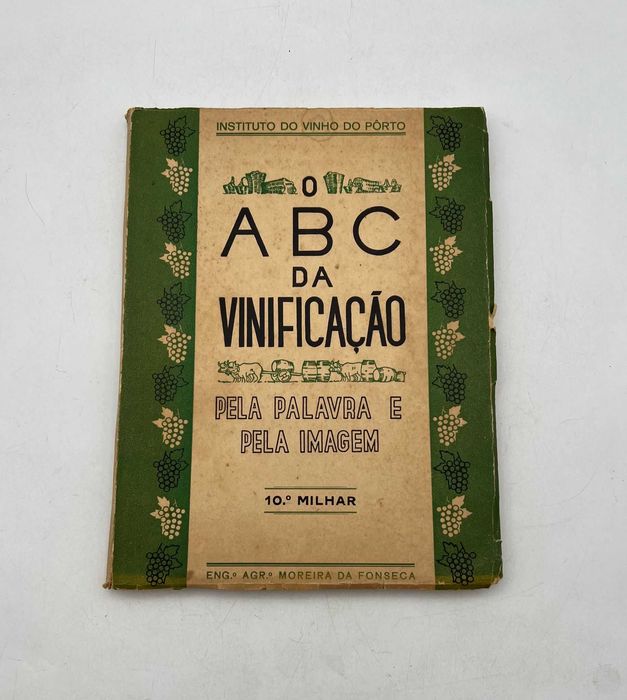 Diversos Livros Antigos sobre Vinhos