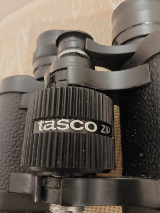 Tasco zip 8×30 бинокль оригинальный  Америка