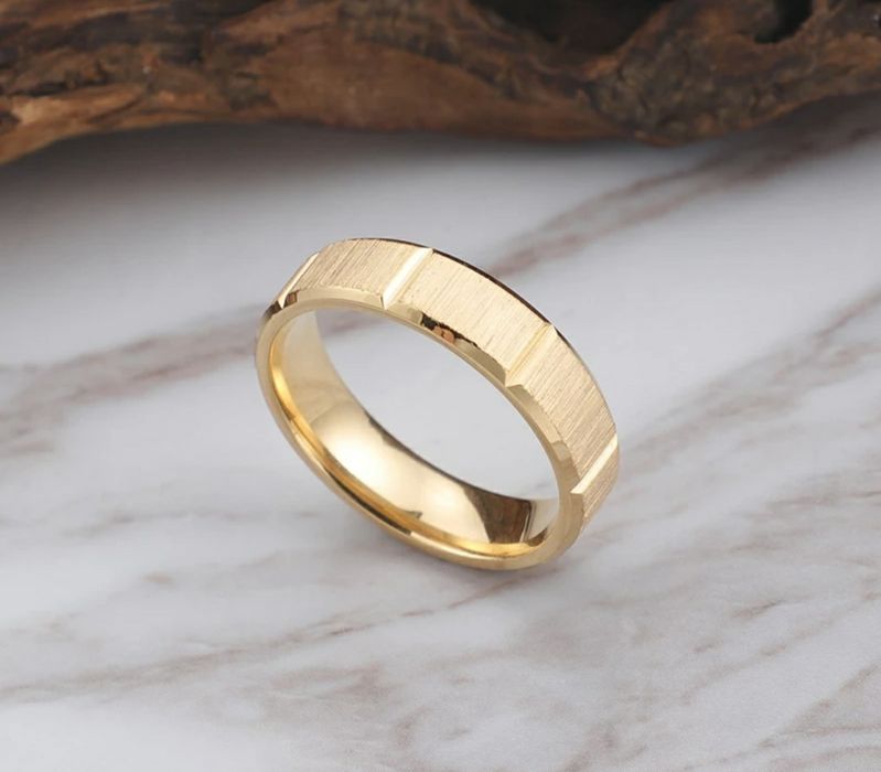 Aliança namoro - compromisso - casamento em ouro laminado 18K