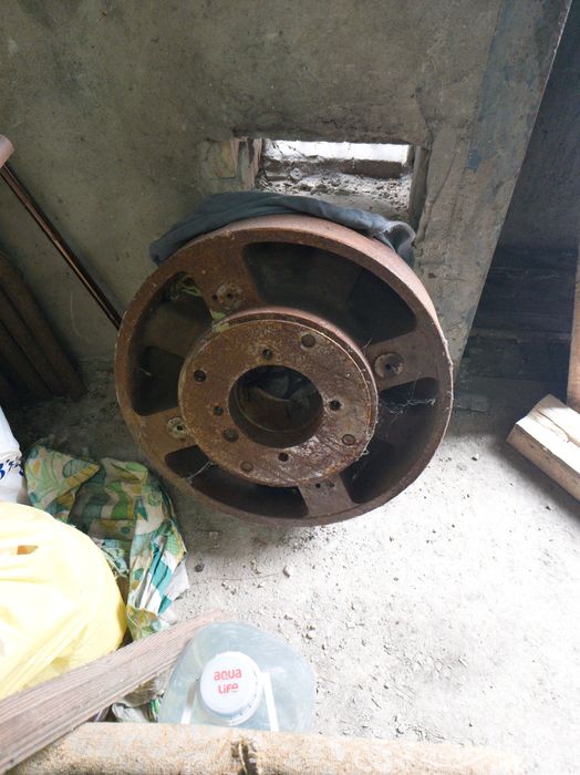 Токарный патрон 500, 4-х кулачковый.