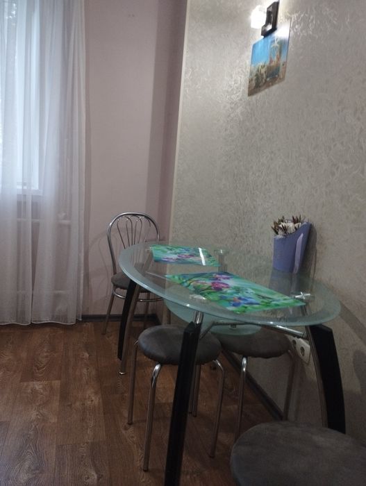 Подобово, центр, чек на проживання,е інши варіанти