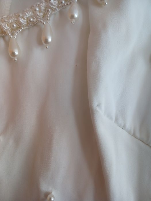 Biała suknia ślubna